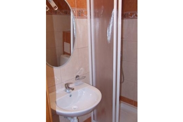 Eslovaquia Privát Staré Hory, Exterior
